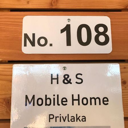 H&S Mobile Home Privlaka  Exteriör bild